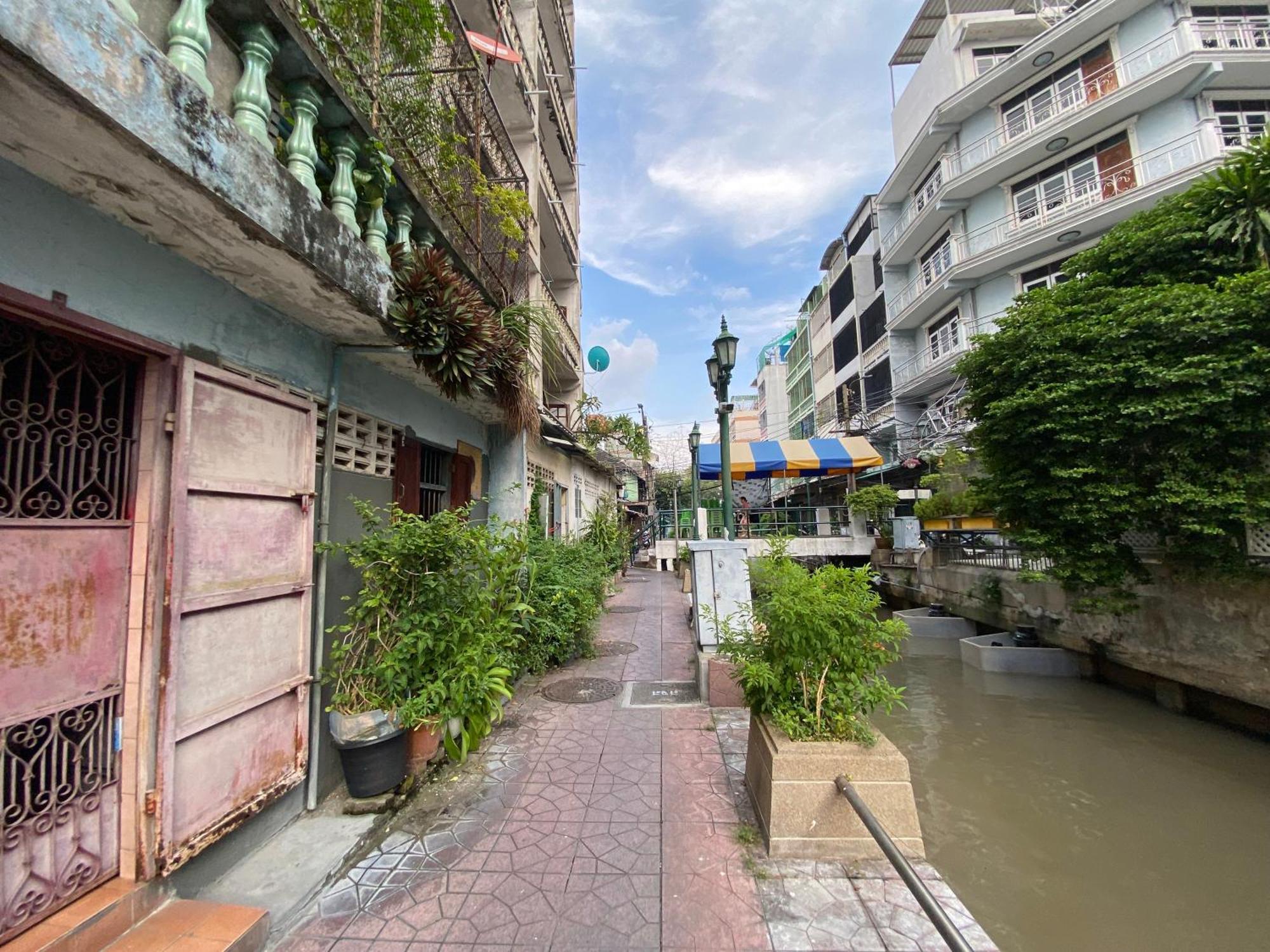 Bangkok Neighborhood Hostel Экстерьер фото