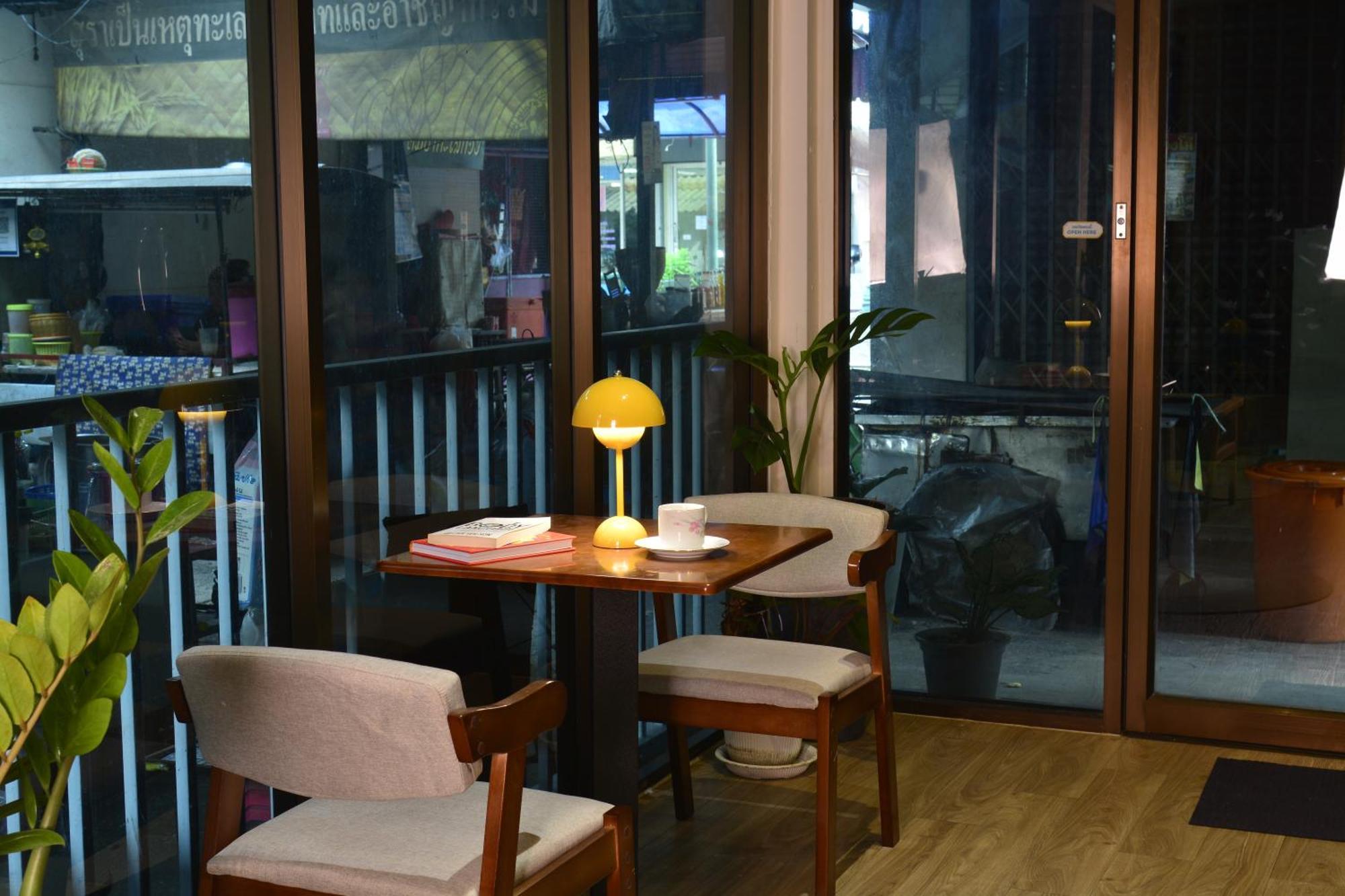Bangkok Neighborhood Hostel Экстерьер фото